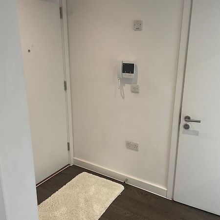 Apartamento Malixa Uk Croydon Exterior foto