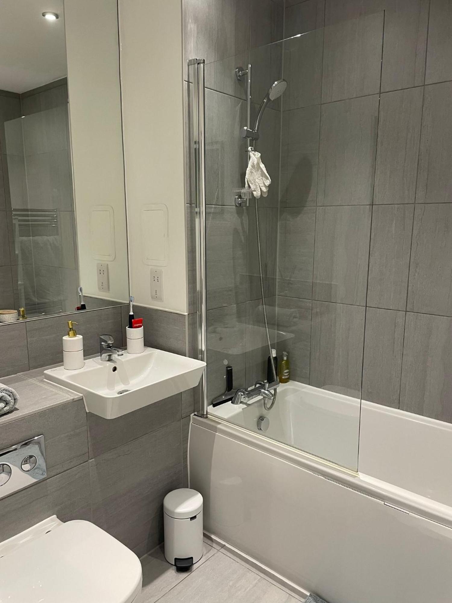 Apartamento Malixa Uk Croydon Exterior foto
